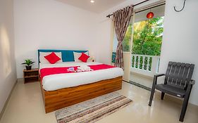 Morjim Sea Waves-Beach Front Hotel